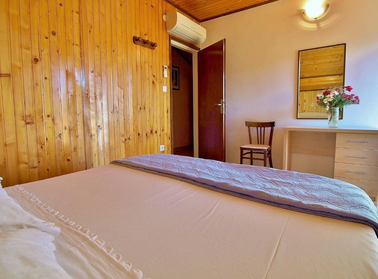 Apartments By The Sea Supetarska Draga - Donja, Rab - 4954 Chambre photo