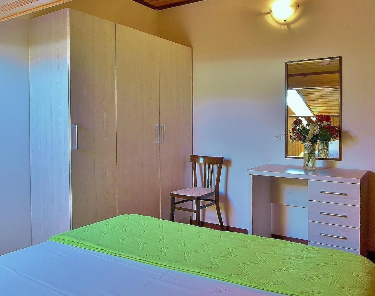 Apartments By The Sea Supetarska Draga - Donja, Rab - 4954 Chambre photo